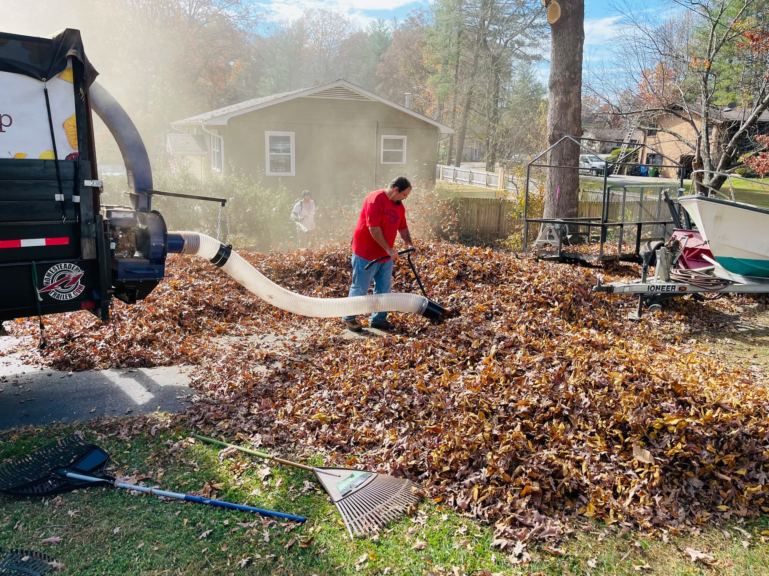 Leaf Removal Services in Centerton, AR